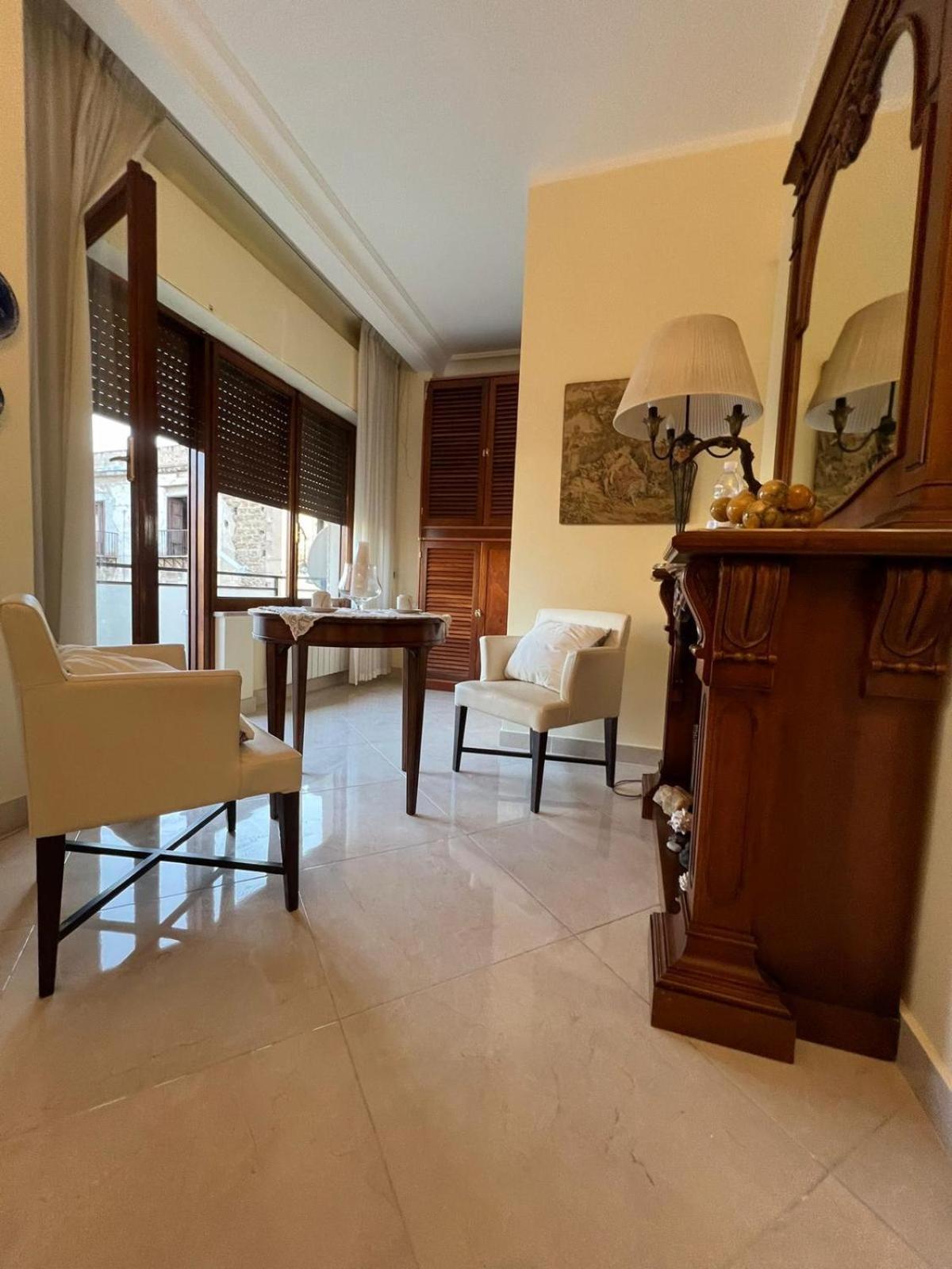 Cavoursuite Palermo Eksteriør bilde